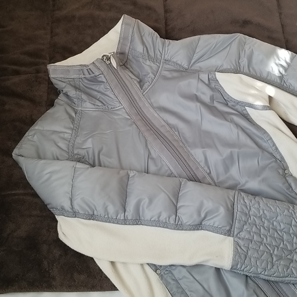 Lululemon Athletica Jacket - Picture 3 of 5